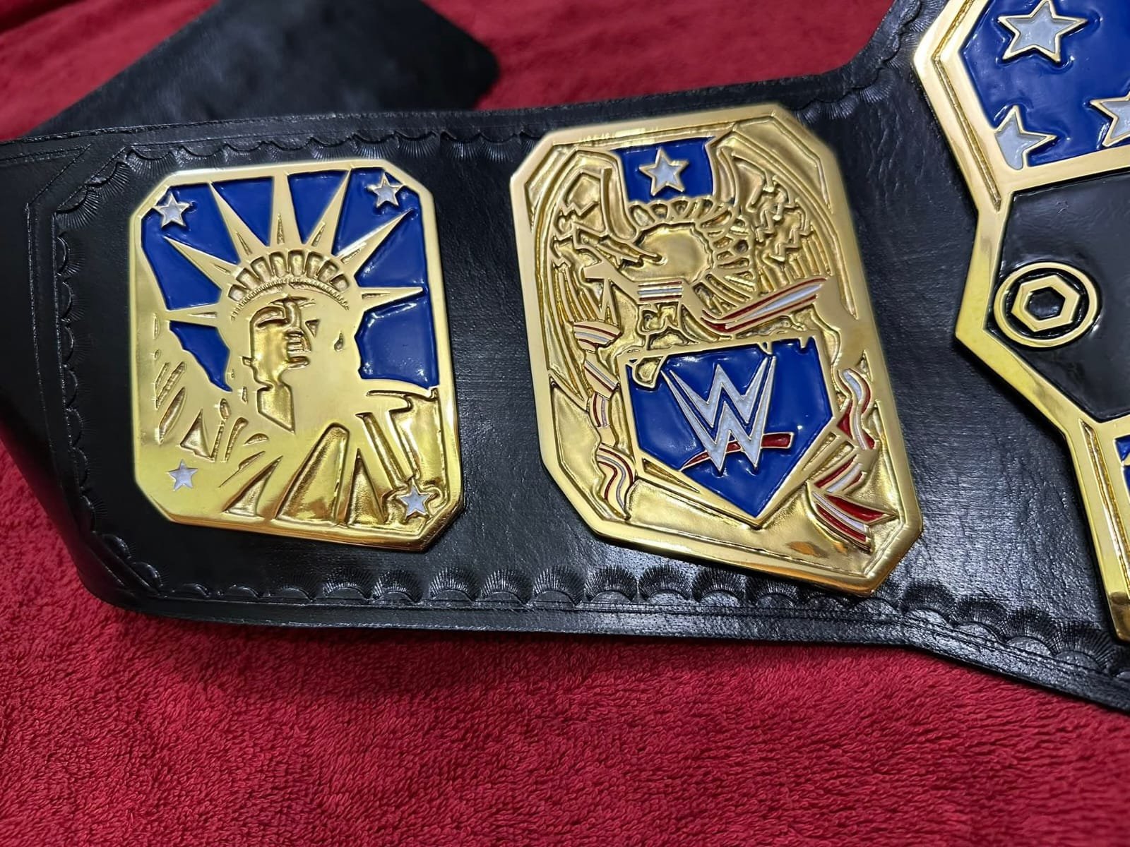 ap_4_3853cf1a-dab3-475e-be76-e2c63202cc08 WWE UNITED STATES Brass Championship Title Belt 4MM Zinc Adult - Image 4