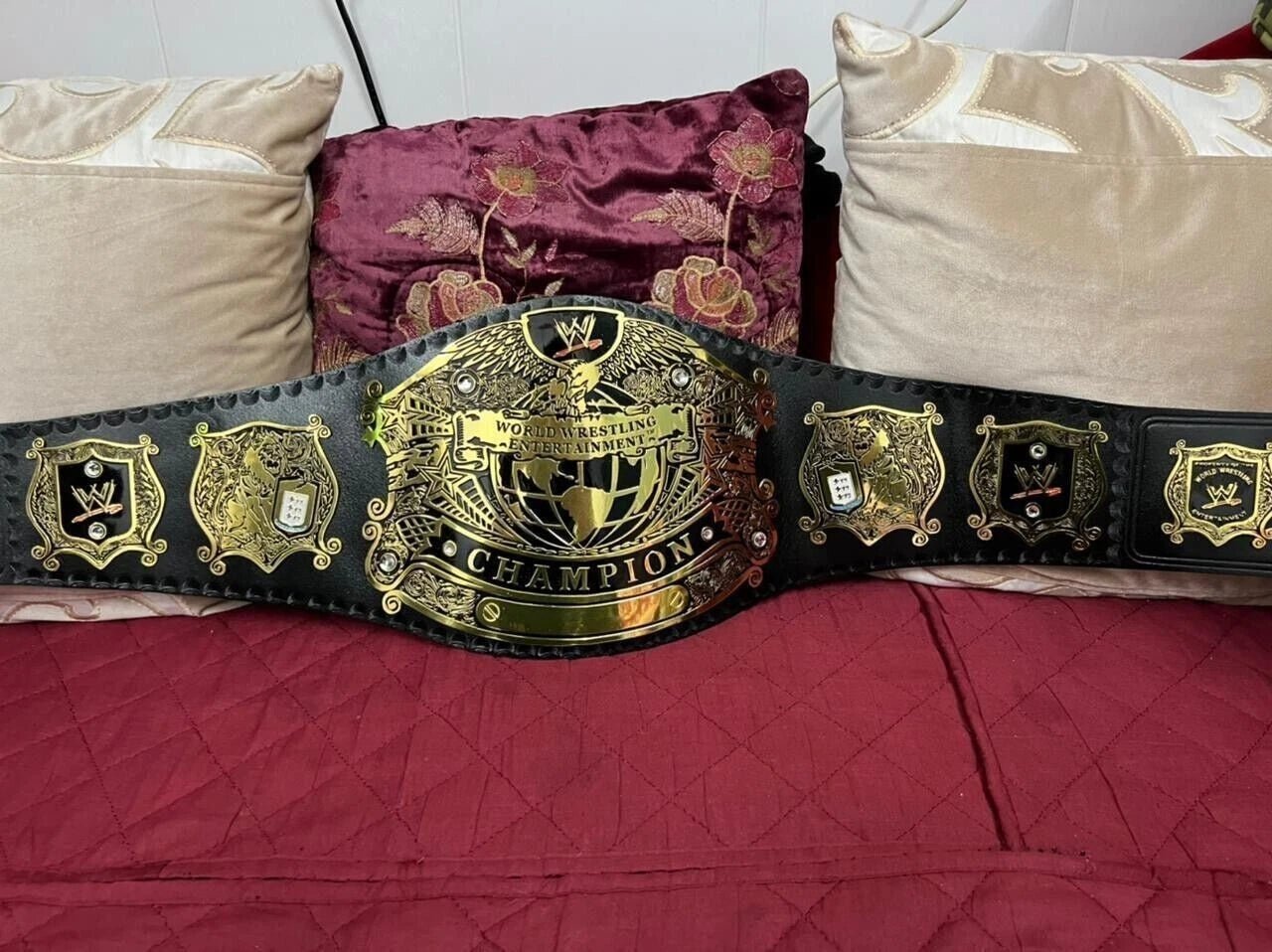 s-l1600_42 WWE Old Undisputed Heavyweight Wrestling Championship Replica Belt 2mm Brass Plates - Image 2