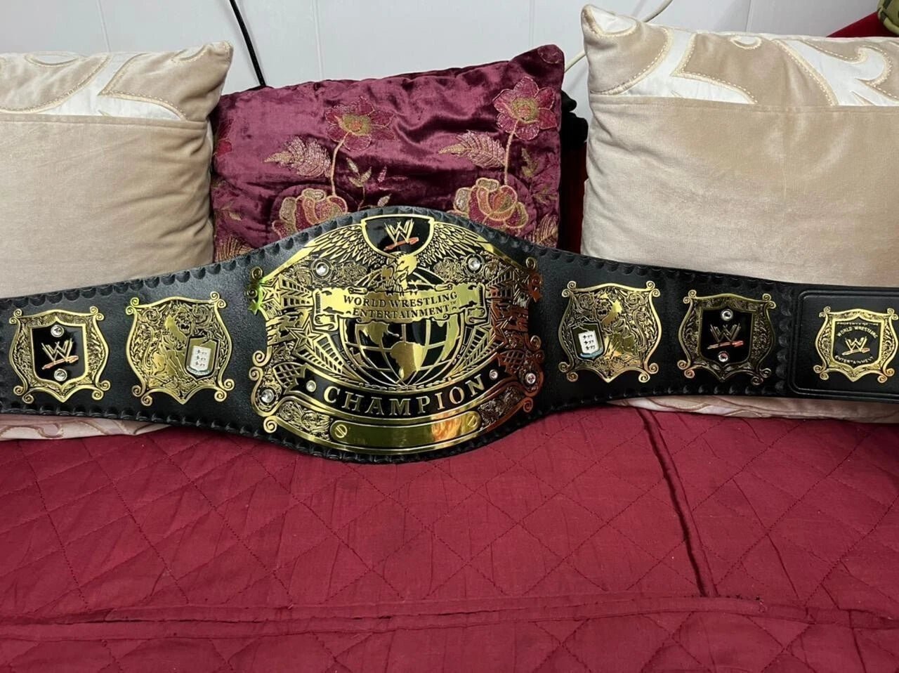 s-l1600_44 WWE Old Undisputed Heavyweight Wrestling Championship Replica Belt 2mm Brass Plates - Image 4