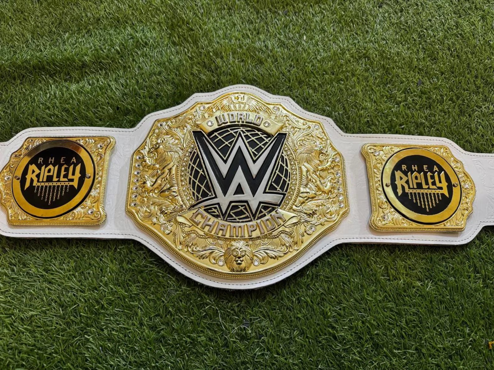 s-l1600_77 WWE Women World Heavyweight Wrestling Championship Title Replica Belt 6MM Rhea Riply Side Plates
